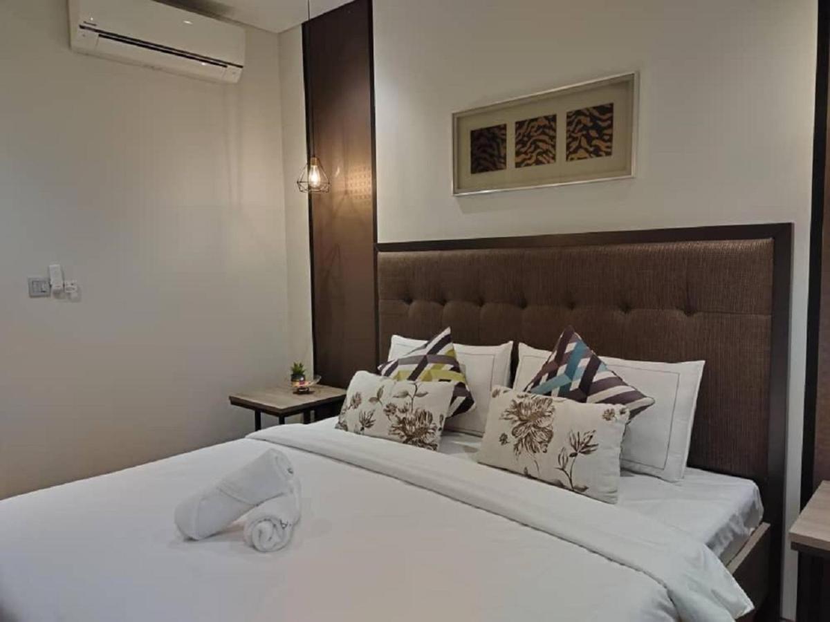 The Sky Suites Klcc Куала Лумпур Екстериор снимка