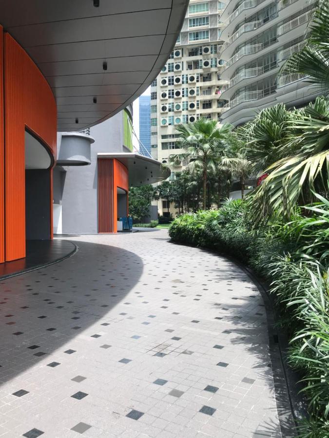 The Sky Suites Klcc Куала Лумпур Екстериор снимка