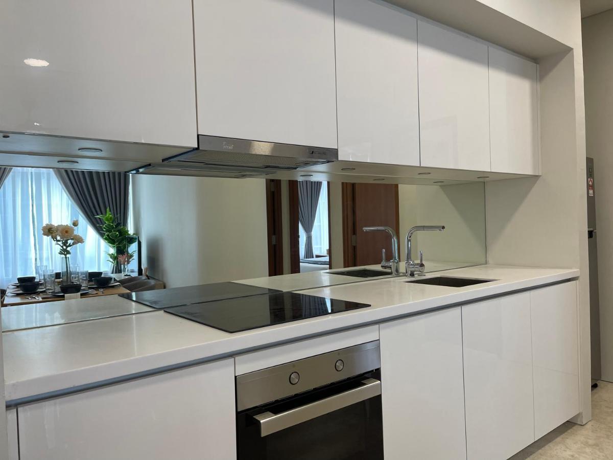The Sky Suites Klcc Куала Лумпур Екстериор снимка